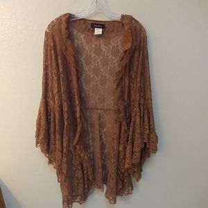 Lace kimono with bell sleeves